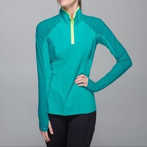 Lululemon Trail Bound 1/2 Zip in Blue Tropics